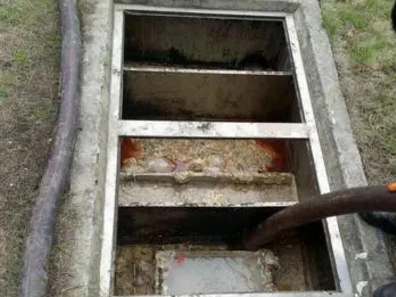 逊克隔油池清理