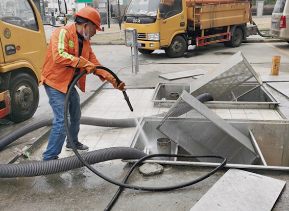 逊克隔油池清理